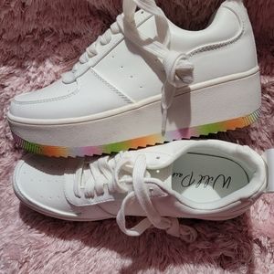 New Wild Pair Pastel Rainbow Bottom Sneakers 8.5